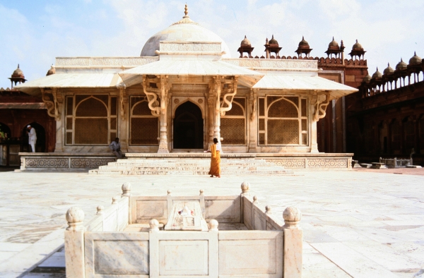 Fatepur_1.jpg